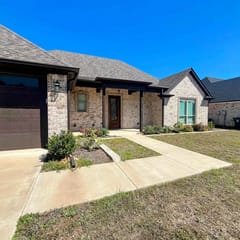 Modern Retreat on Gillian